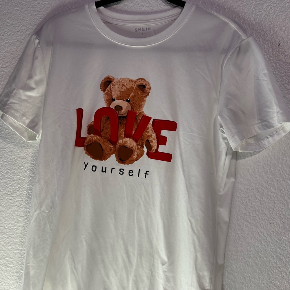 White Bear Graphic T-Shirt